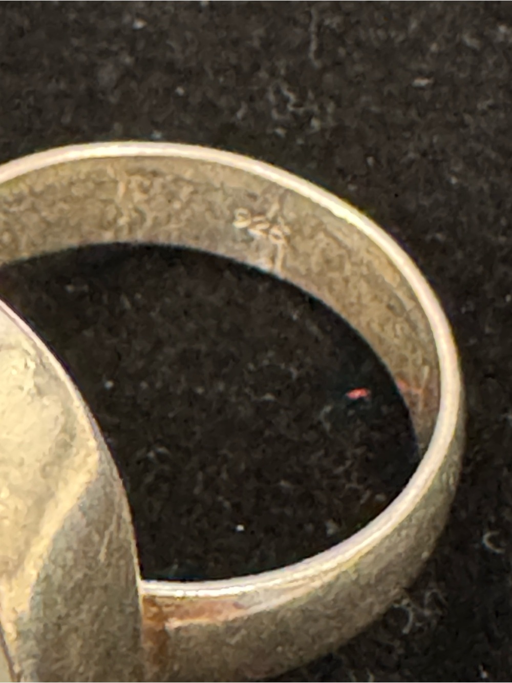 Silver Moonstone Oval Ring in Blue-White - Picture 6 of 10